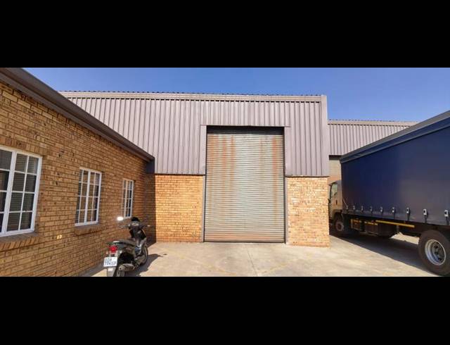 INDUSTRIAL PROPERTY TO RENT IN SILVERTONDALE